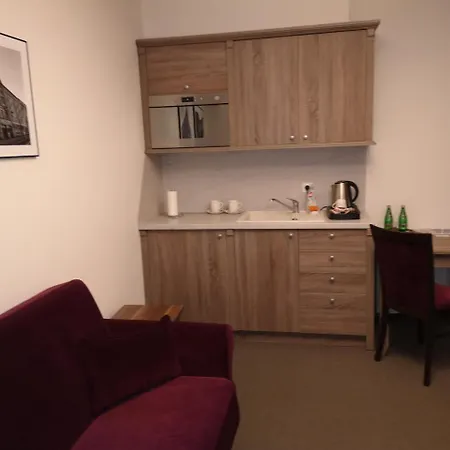 ベッド・アンド・ブレックファスト Medica ポズナン