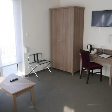 ベッド・アンド・ブレックファスト Medica ポズナン